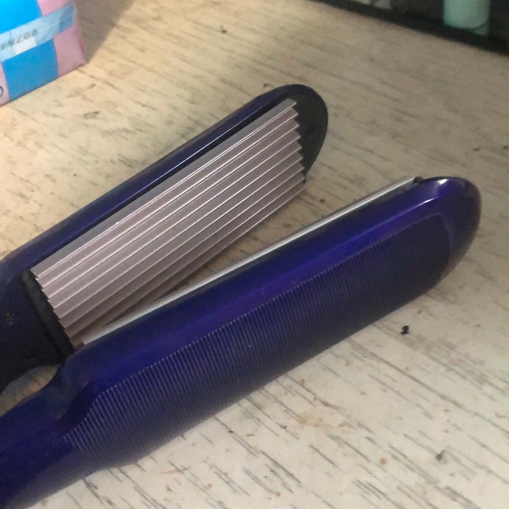Conair 2 inch hair crimper